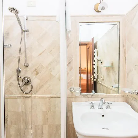 Oda ve Kahvaltı Il Gattopardo Relais Roma