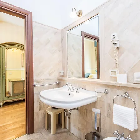 Oda ve Kahvaltı Il Gattopardo Relais Roma