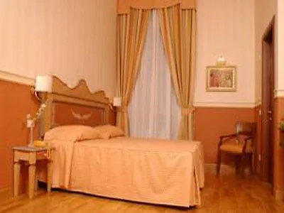 Couette-café Il Gattopardo Relais Rome